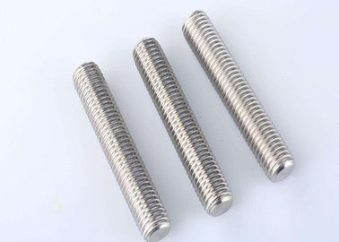 炭素鋼/ステンレス鋼のスタッドのボルトは、完全な糸棒4.8 6.8 8.8 10.9 12.9を等級別にする